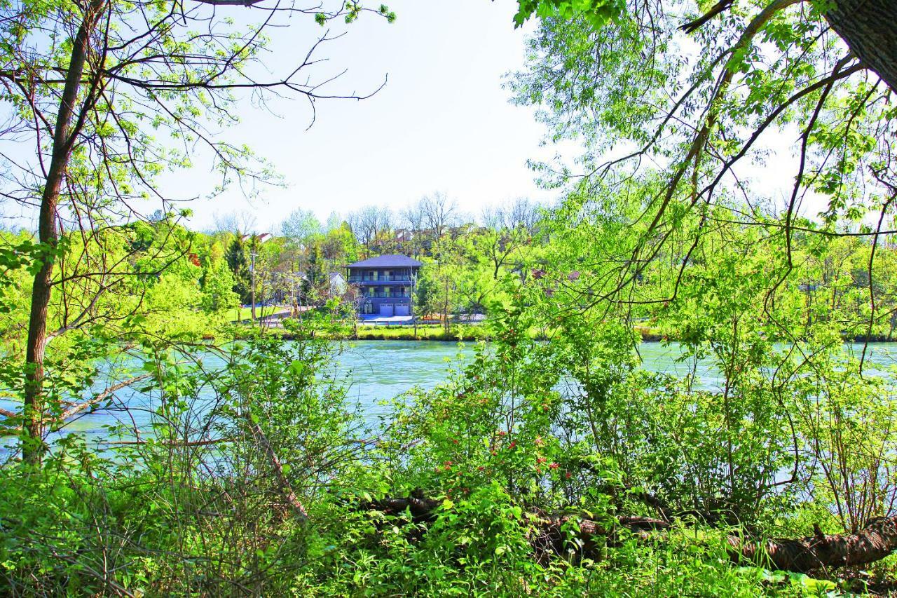Lily'S House On The 12 Bed & Breakfast Saint Catharines ภายนอก รูปภาพ